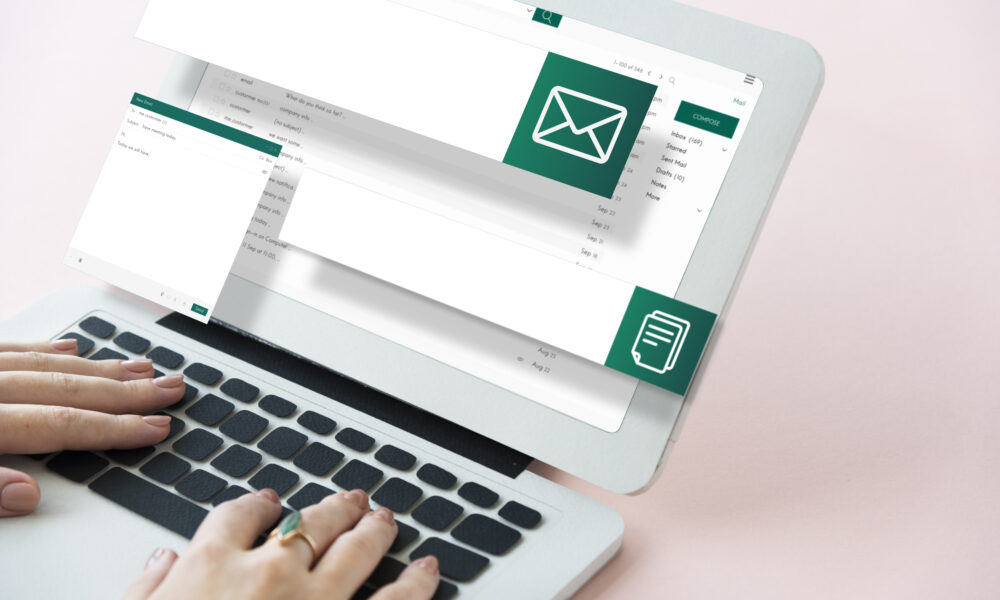 how-small-businesses-can-save-time-by-mailing-documents-online
